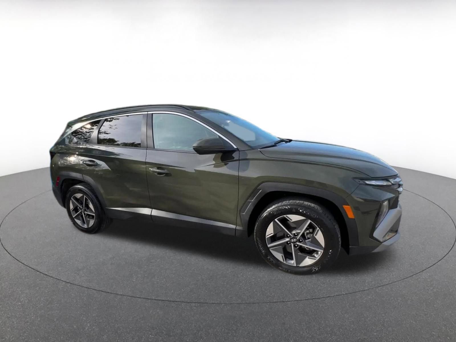 Used 2025 Hyundai Tucson SEL image 2