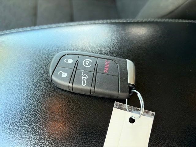 Used 2022 Dodge Durango SXT AWD/4WD image 48