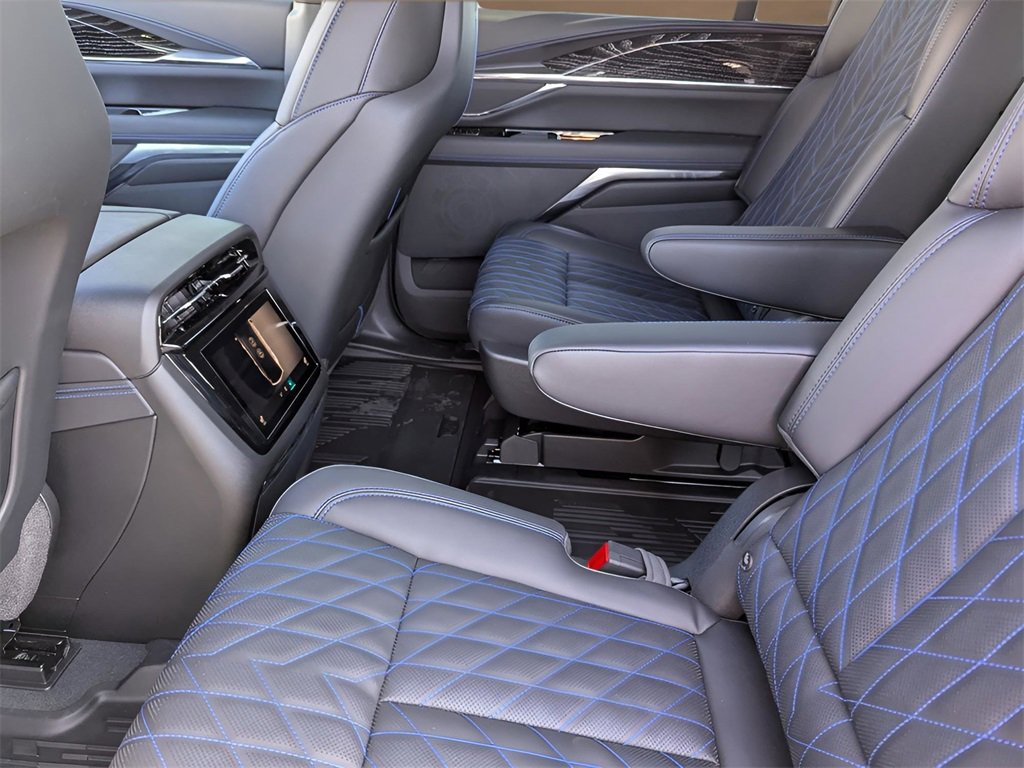 New 2026 Cadillac Escalade IQ Sport 1 w/ LPO, Floor Liner Package image 15