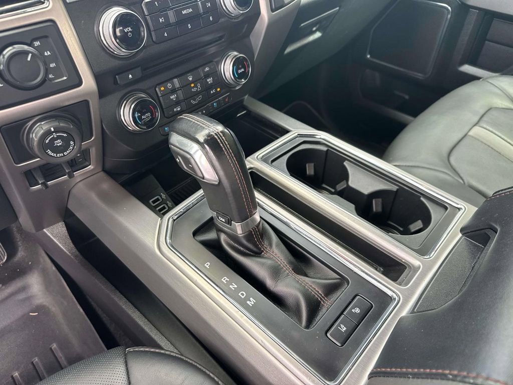 Used 2018 Ford F150 Platinum w/ Equipment Group 701A Luxury AWD/4WD image 29
