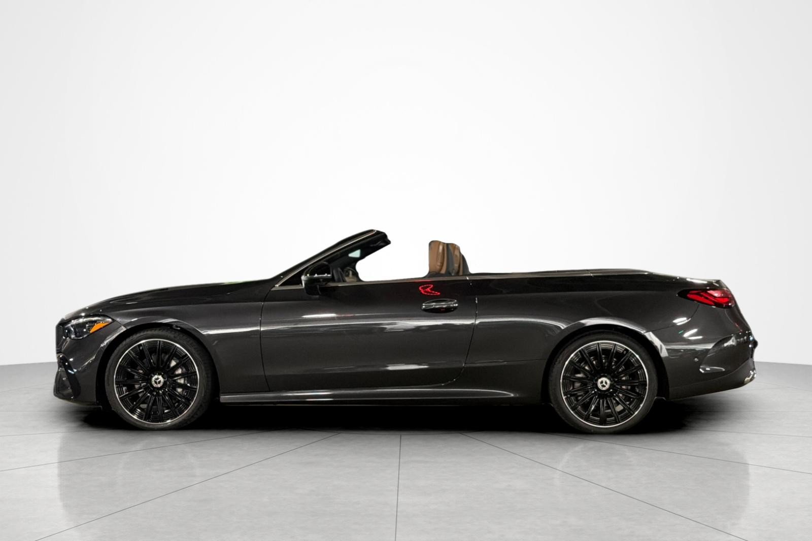 New 2026 Mercedes-Benz CLE 300 4MATIC Cabriolet image 2