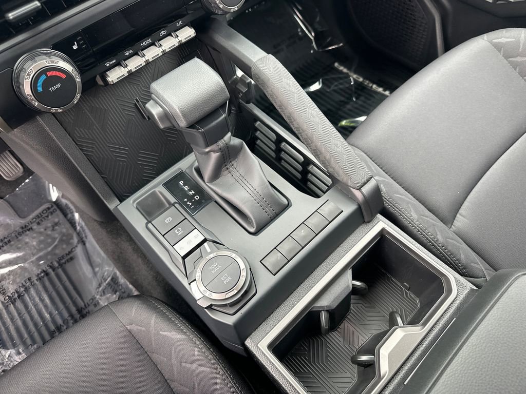 Certified 2026 Toyota Tacoma SR5 AWD/4WD image 23