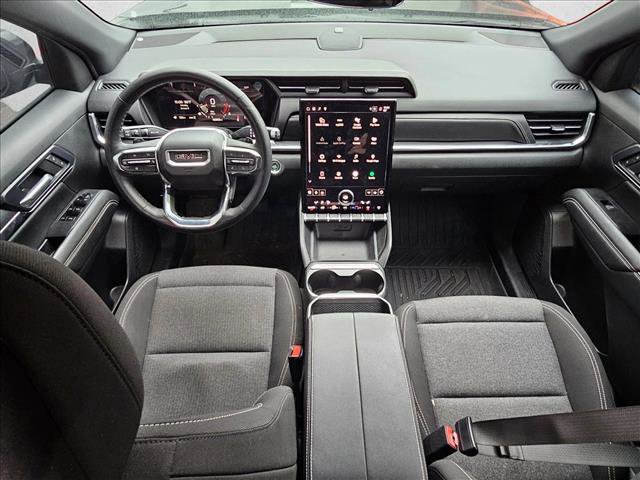 Used 2025 GMC Terrain Elevation w/ Technology Package II image 17