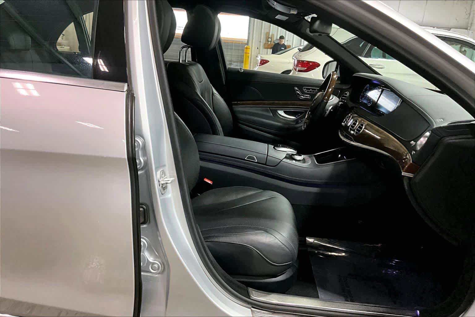 Used 2016 Mercedes-Benz S 550 4MATIC Sedan image 8