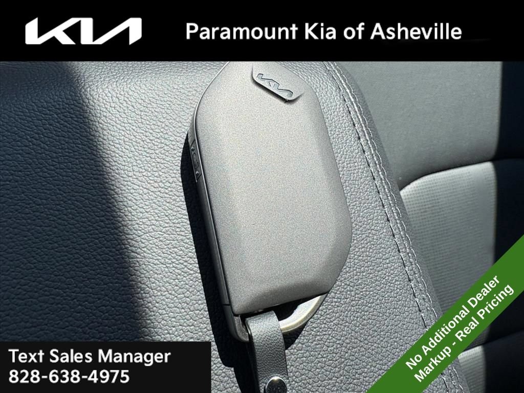 New 2026 Kia Sportage EX FWD image 27