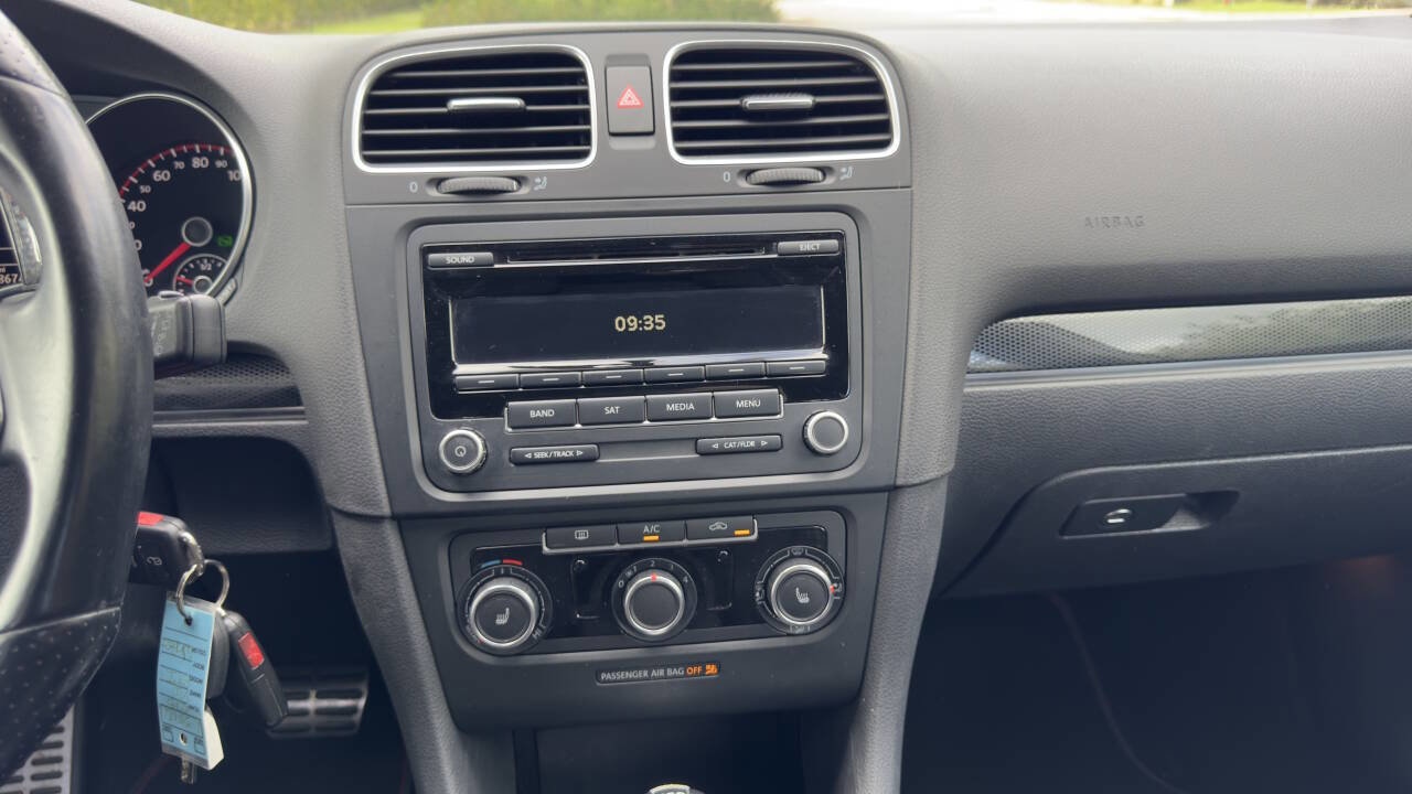 Used 2013 Volkswagen Golf 4-Door image 15