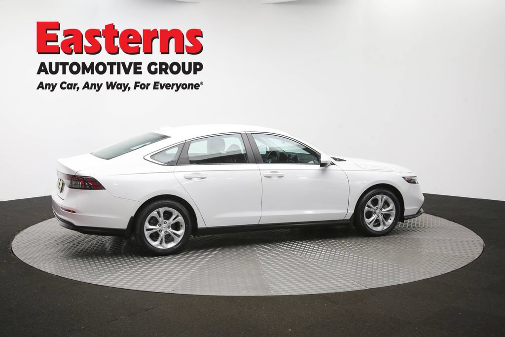 Used 2023 Honda Accord LX image 43
