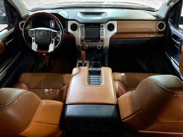 Used 2018 Toyota Tundra Platinum image 10