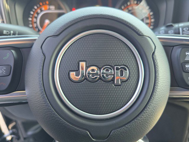 New 2025 Jeep Wrangler Sahara image 38