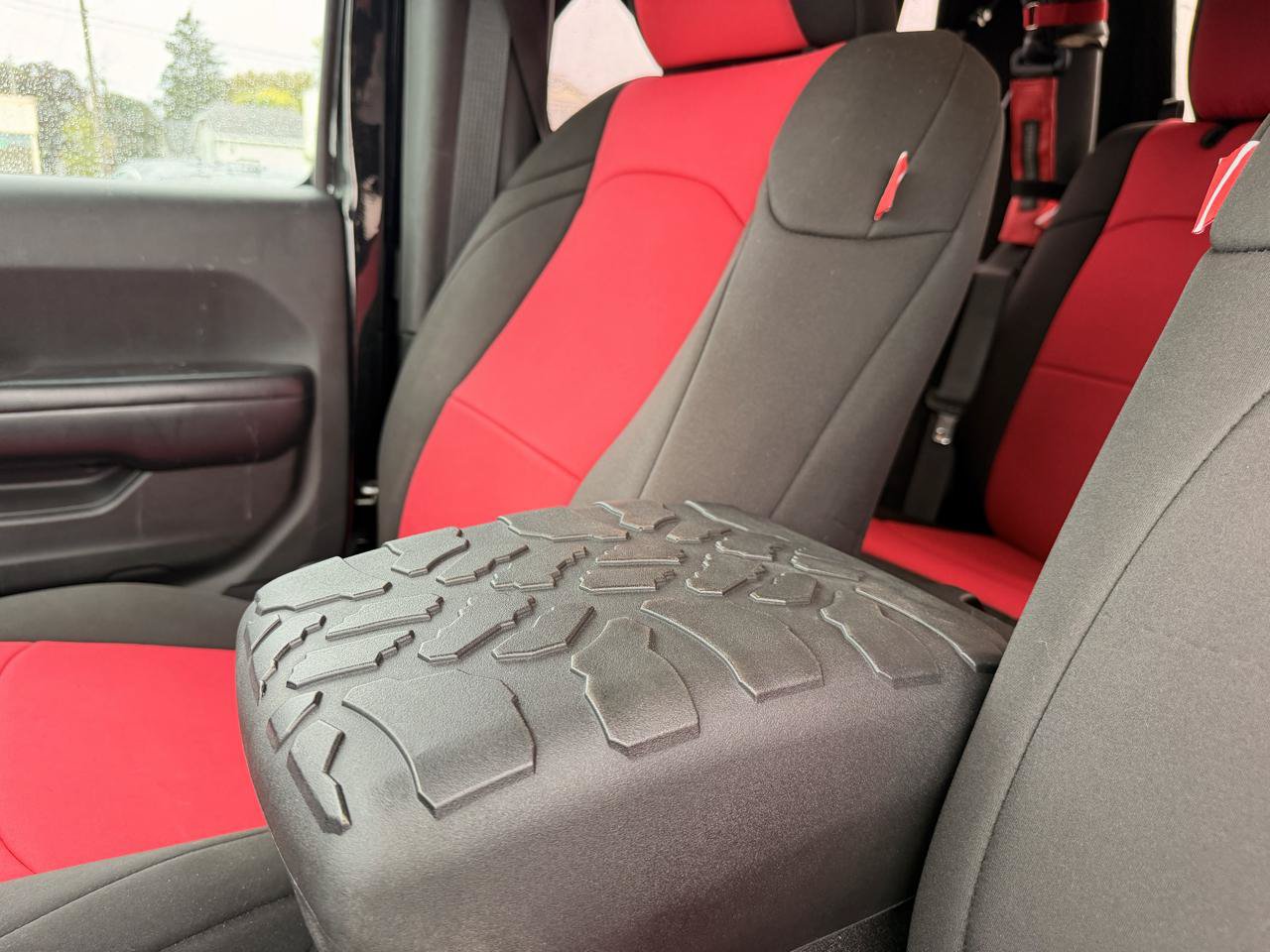 Used 2019 Jeep Wrangler Rubicon AWD/4WD image 29