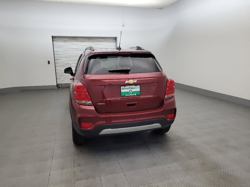 Used 2021 Chevrolet Trax LT w/ Driver Confidence Package FWD image 6