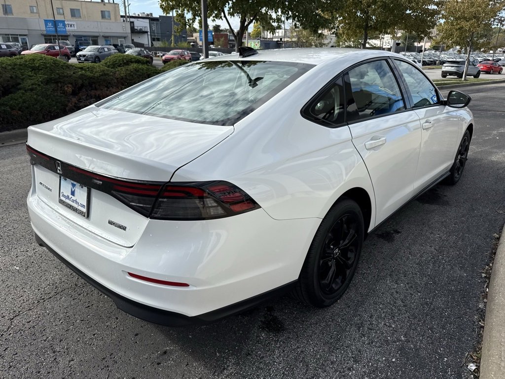 Used 2025 Honda Accord SE image 12