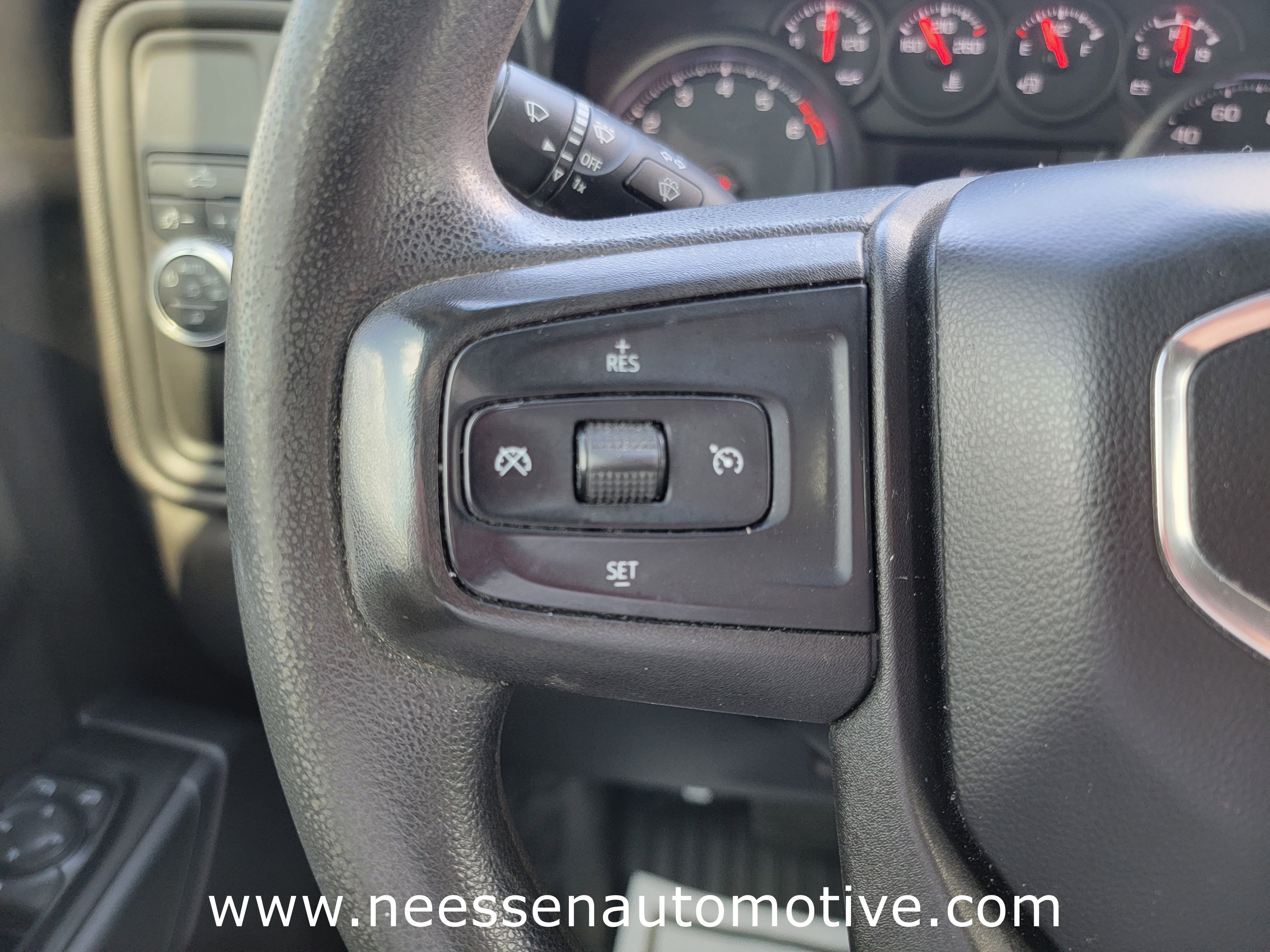 Used 2020 GMC Sierra 1500 2WD Crew Cab w/ Sierra Value Package image 19