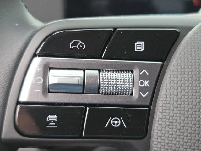 New 2025 Hyundai Ioniq 5 SEL AWD/4WD image 18