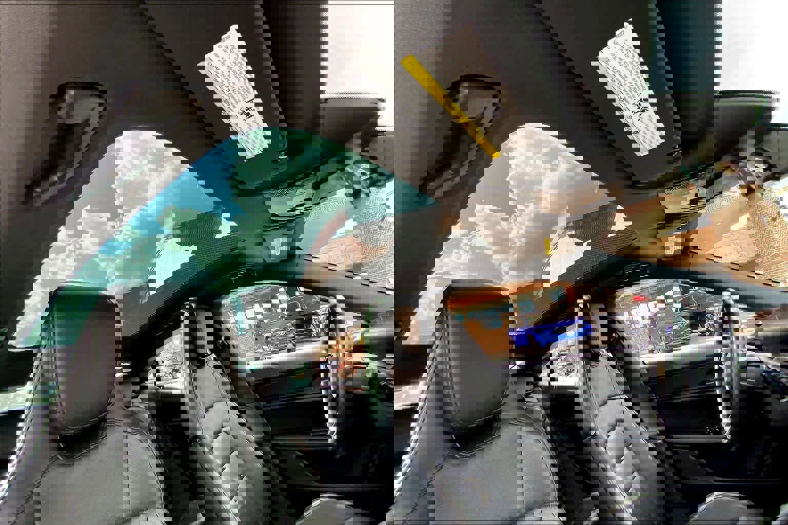 Used 2022 Porsche Taycan image 12