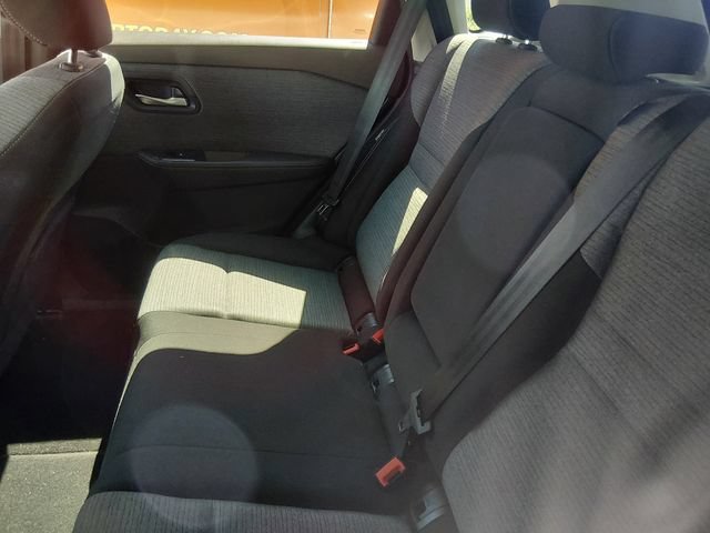 Used 2021 Nissan Rogue SV FWD image 9