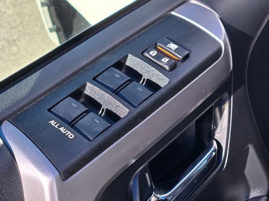 Used 2024 Toyota 4Runner SR5 image 27