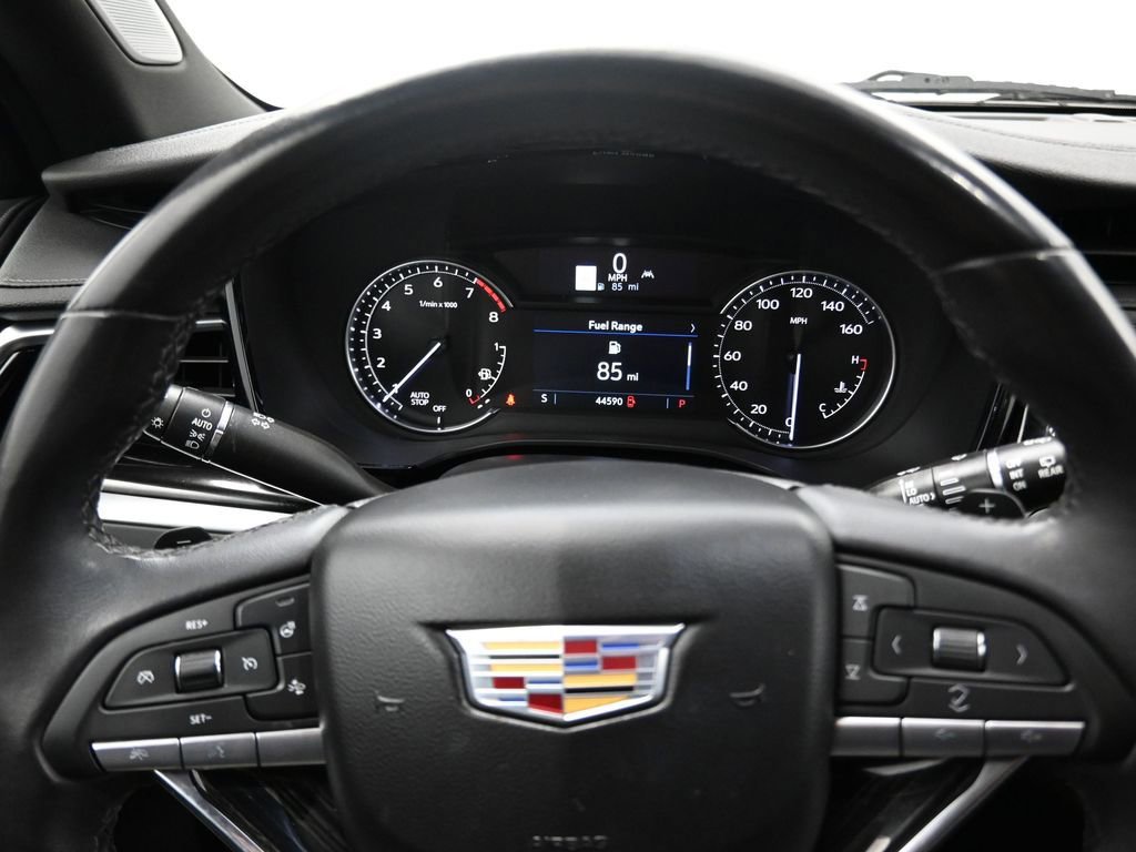 Used 2023 Cadillac XT6 Premium Luxury FWD image 17