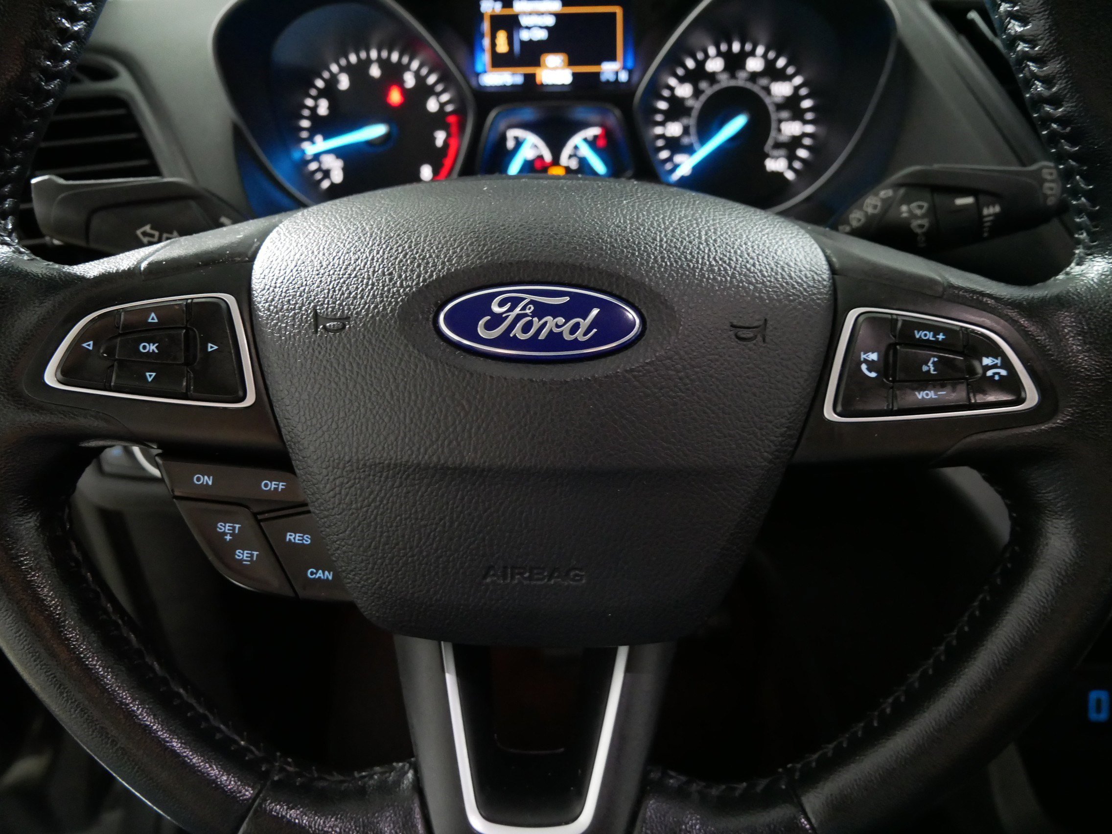 Used 2019 Ford Escape SEL AWD/4WD image 25
