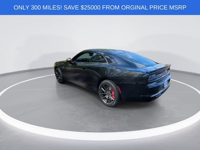 Used 2024 Dodge Charger Daytona Scat Pack w/ Plus Group AWD/4WD image 6