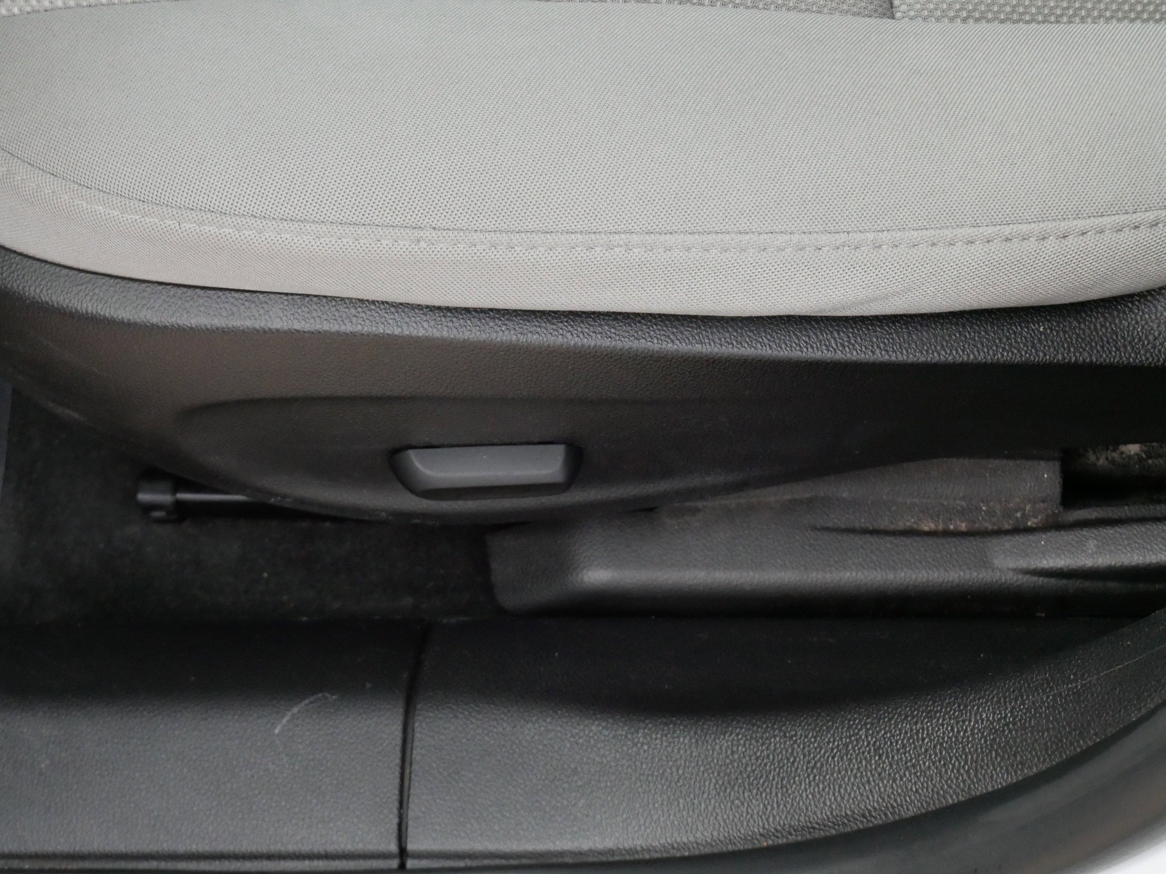 Used 2015 Chevrolet Cruze LT image 21