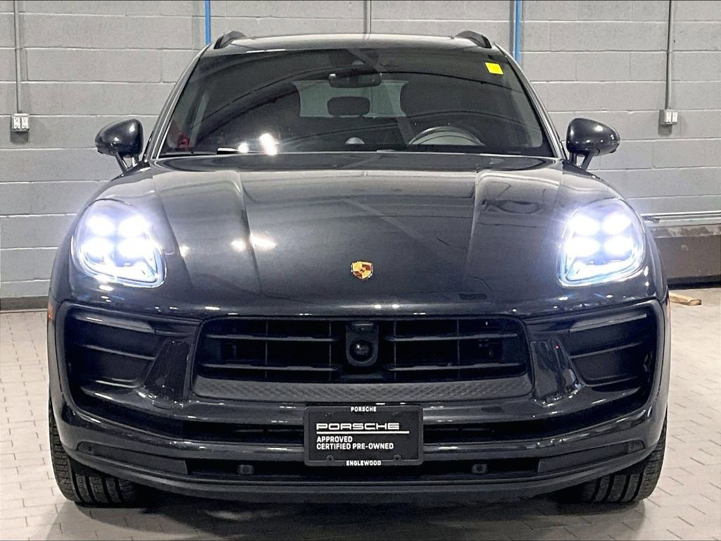 Certified 2024 Porsche Macan image 8