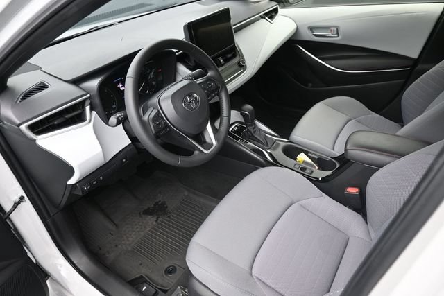 Certified 2025 Toyota Corolla SE w/ Convenience Package FWD image 25