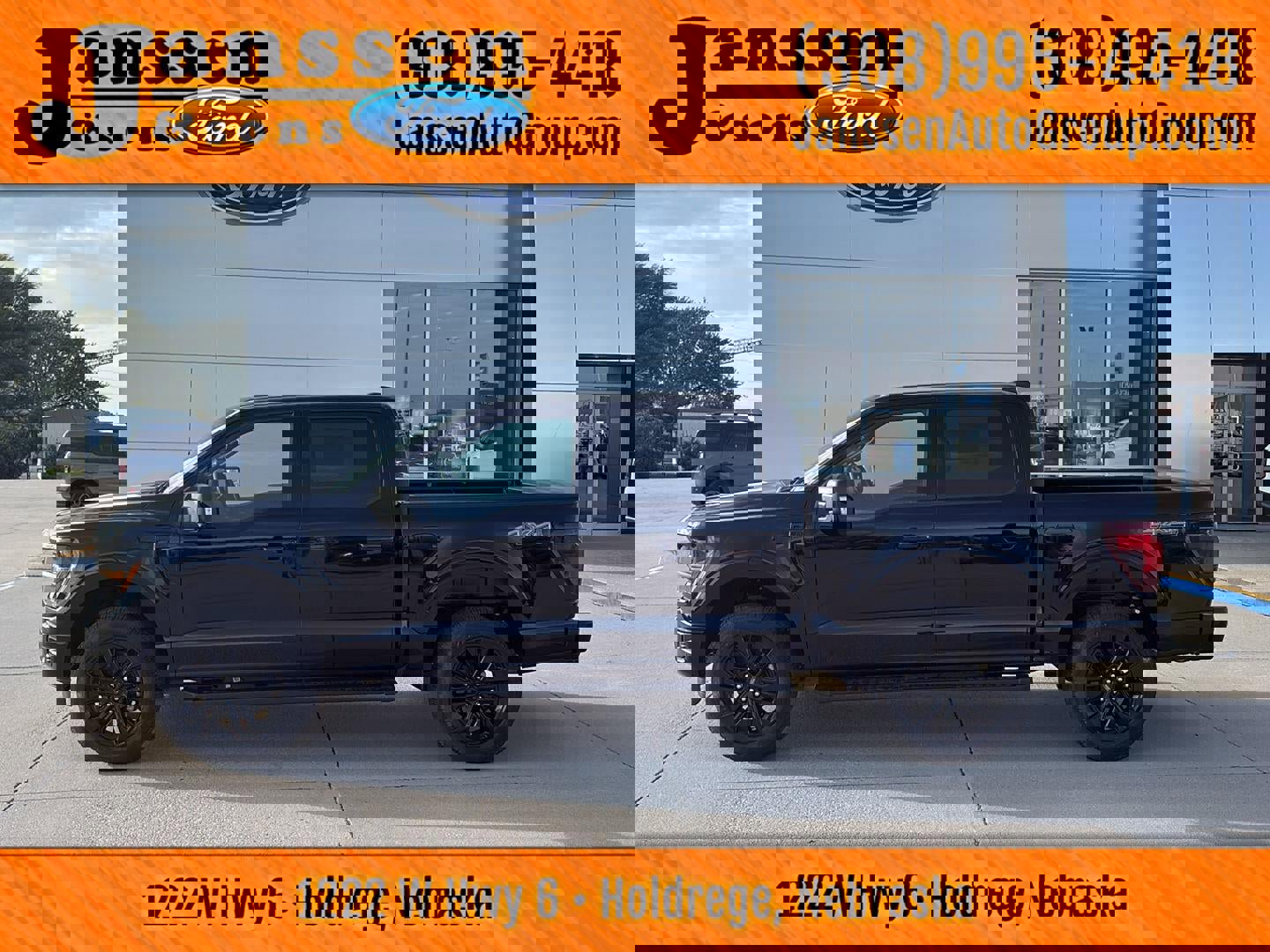 New 2025 Ford F150 XLT w/ Equipment Group 302A MID