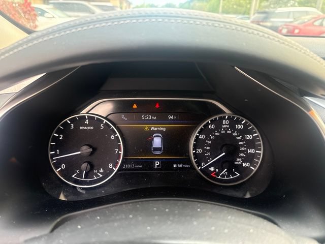 Used 2017 Nissan Murano Platinum w/ Platinum Technology Package FWD image 13