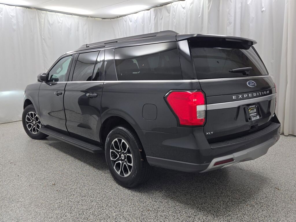 Used 2023 Ford Expedition Max XLT image 15
