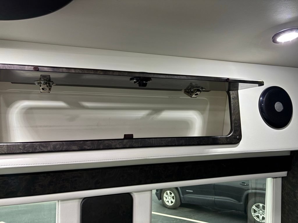 Used 2019 Mercedes-Benz Sprinter 170 w/ Driver Convenience Package image 45