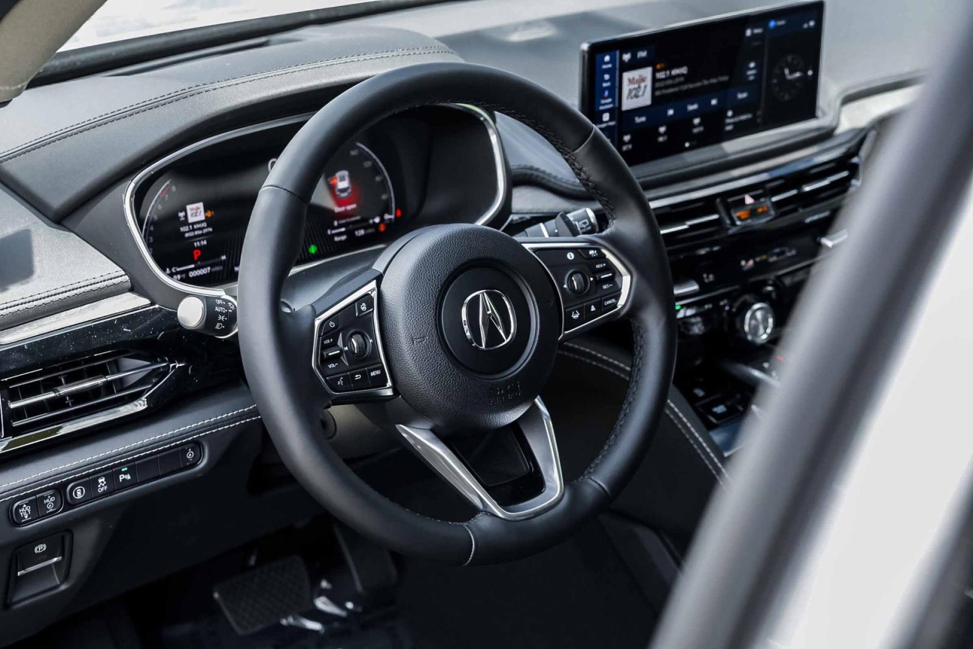 New 2026 Acura MDX w/ Advance Package image 2