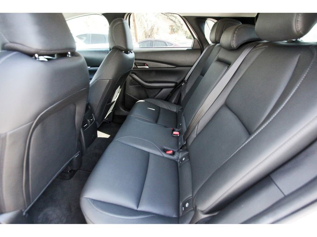 Certified 2025 MAZDA CX-30 AWD 2.5 S w/ Preferred Package image 12