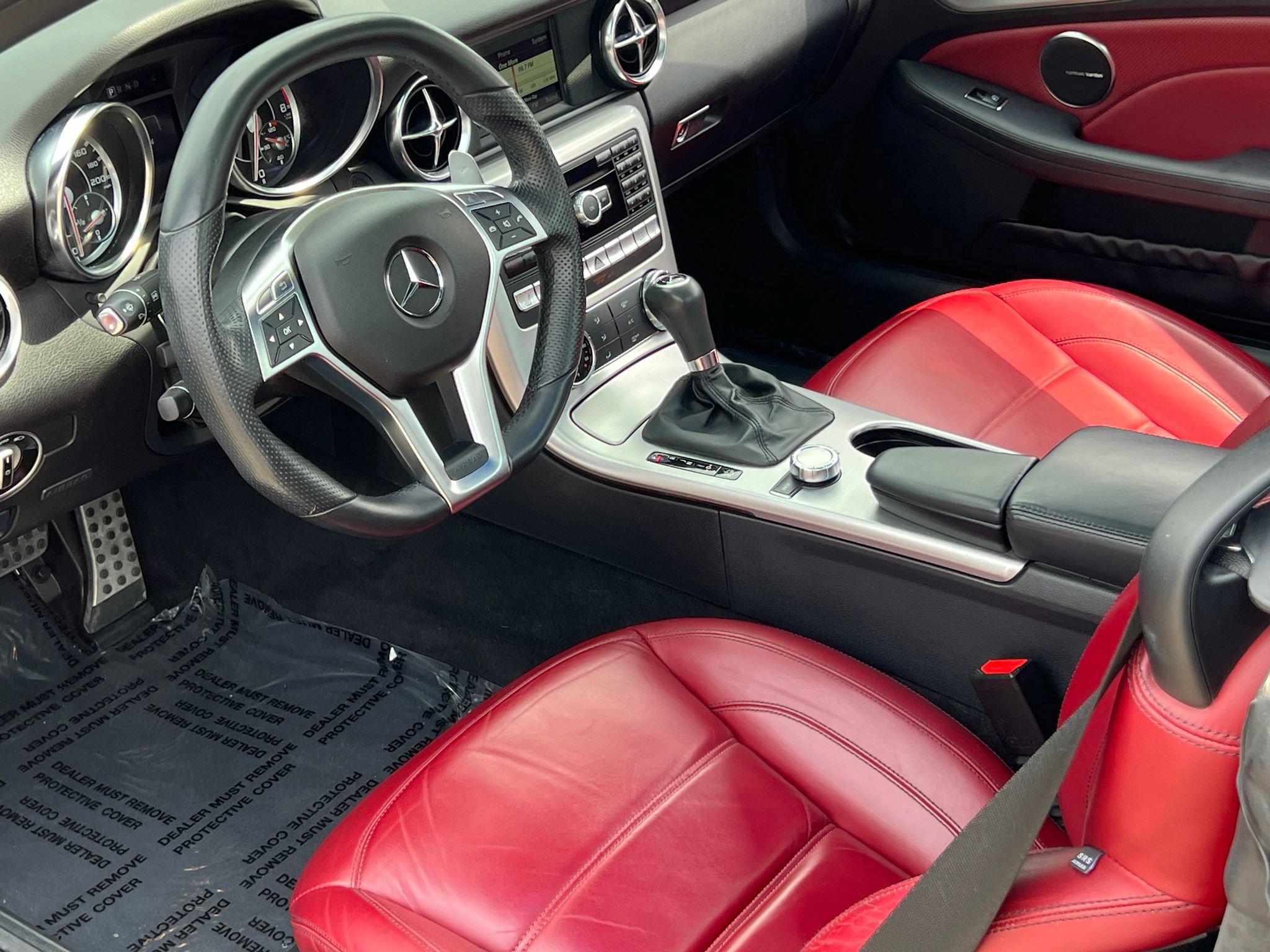 Used 2015 Mercedes-Benz SLK 55 AMG image 20