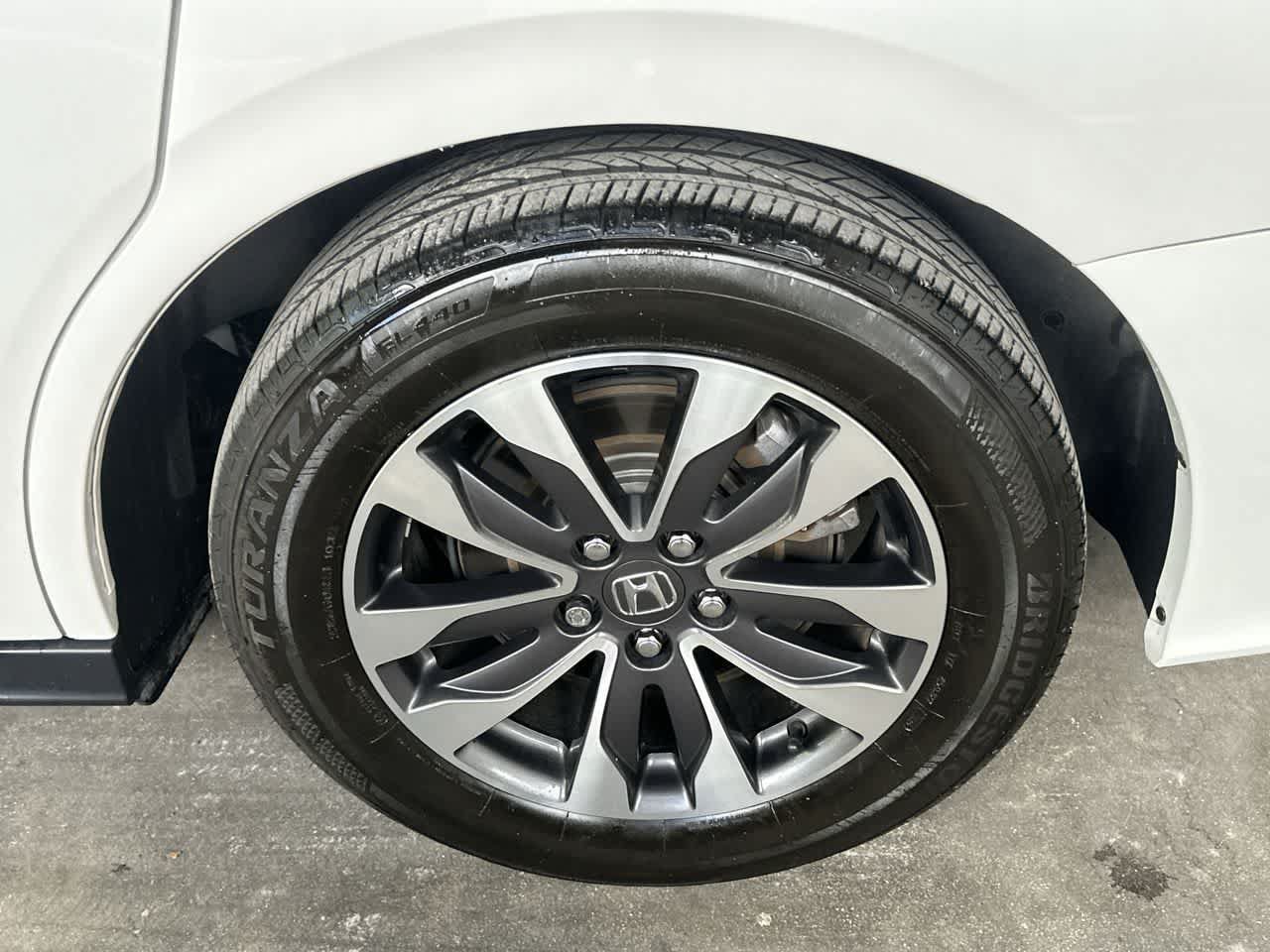 Used 2023 Honda Odyssey EX-L image 11