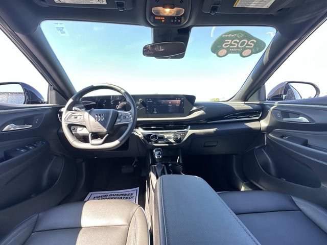 Certified 2025 Buick Envista Sport Touring FWD image 21