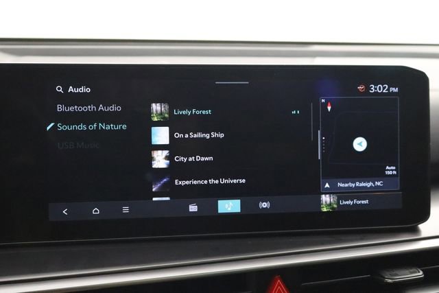 Used 2025 Kia Sorento S w/ Panoramic Sunroof Package FWD image 33