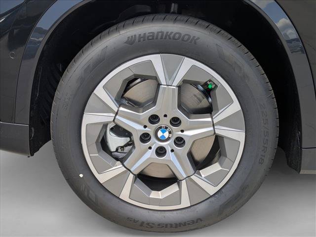 New 2026 BMW X1 xDrive28i AWD/4WD image 10