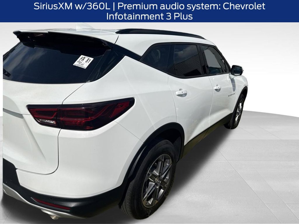 Used 2024 Chevrolet Blazer LT FWD image 3