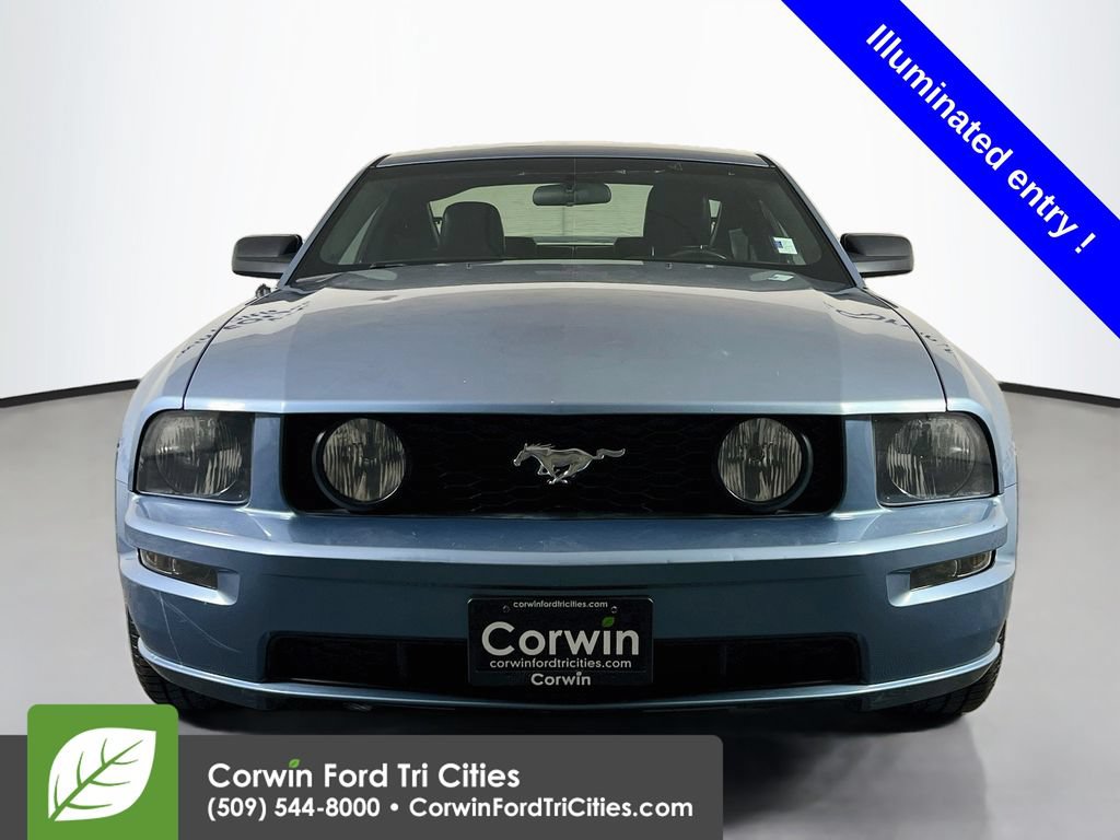 Used 2006 Ford Mustang GT Premium RWD image 4