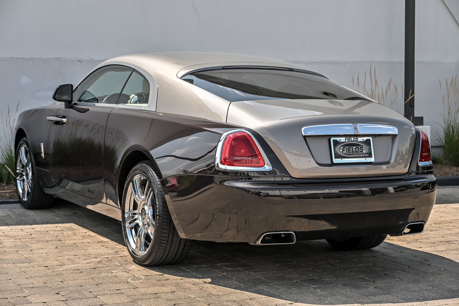 Used 2016 Rolls-Royce Wraith RWD image 11