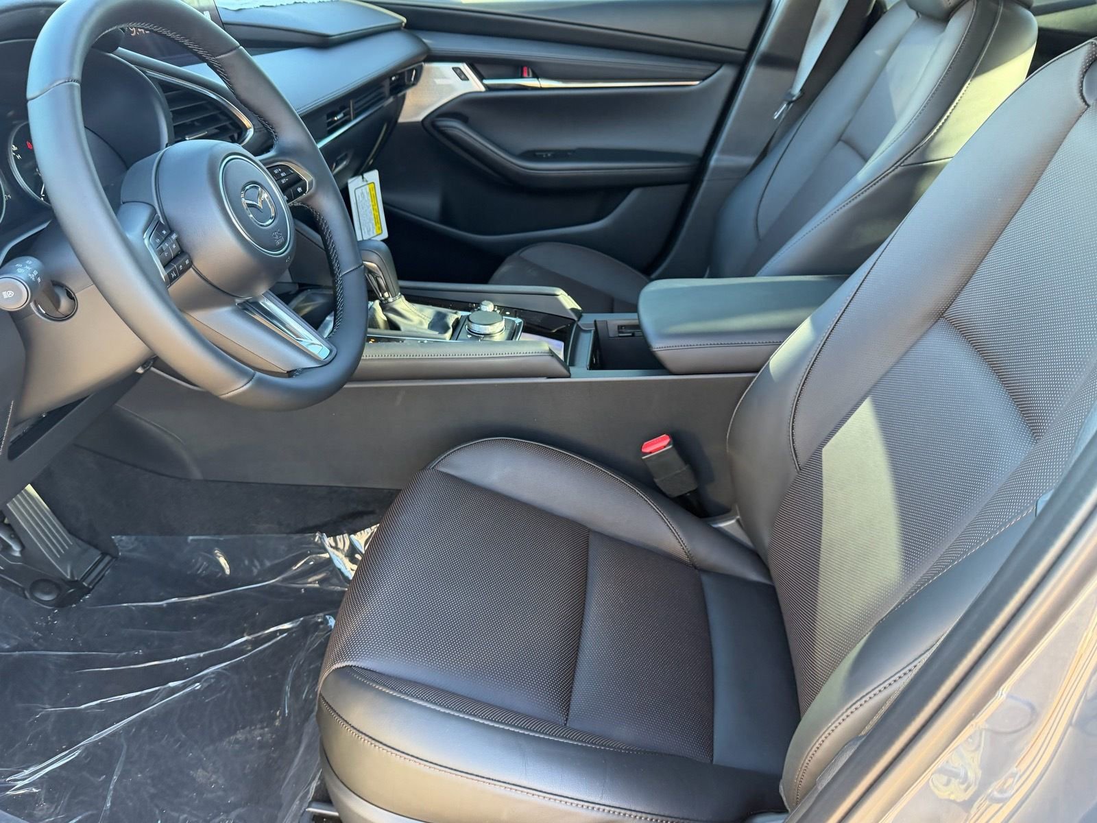 New 2026 MAZDA MAZDA3 2.5 Turbo Sedan w/Premium Plus image 18