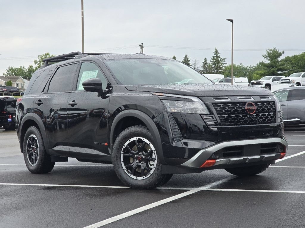 New 2026 Nissan Pathfinder Rock Creek w/ Rock Creek Premium Package