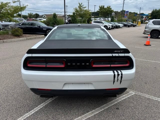 Used 2015 Dodge Challenger SRT Hellcat RWD image 8