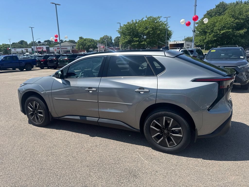 Used 2026 Toyota bZ AWD/4WD image 10