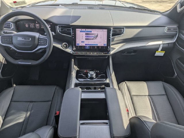 New 2026 Jeep Grand Wagoneer L Limited AWD/4WD image 15
