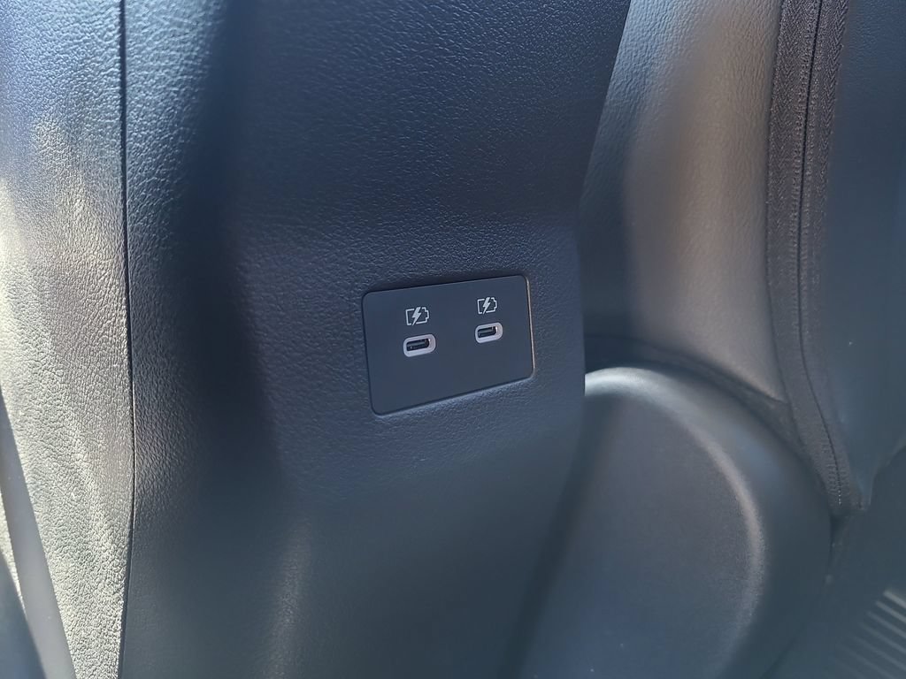 New 2026 Nissan Kicks SR w/ SR Premium Package FWD image 10