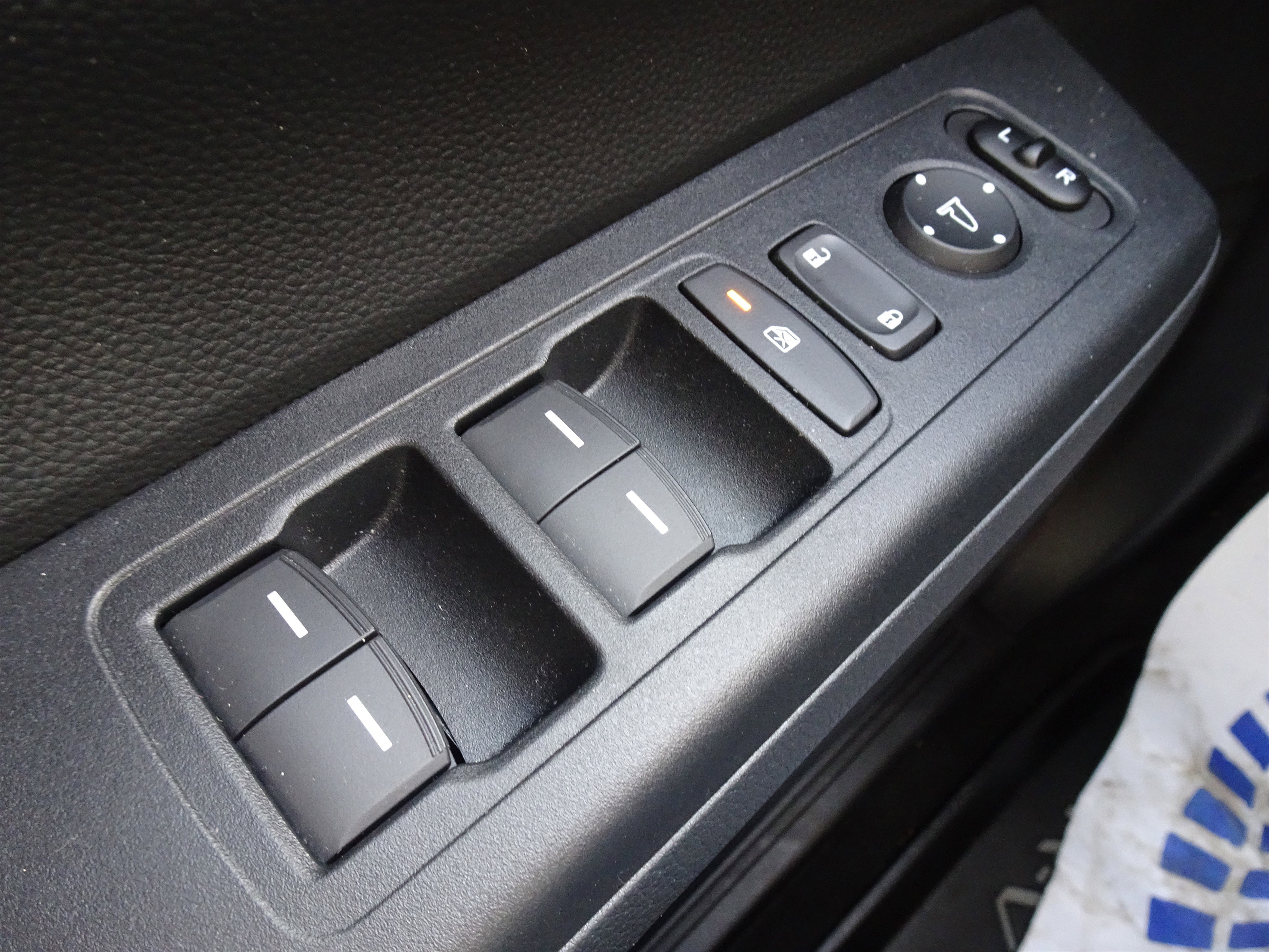 Used 2025 Honda CR-V Sport-L image 23