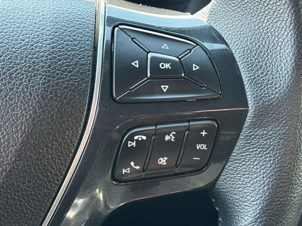 Used 2018 Ford Explorer Limited w/ Equipment Group 301A AWD/4WD image 9