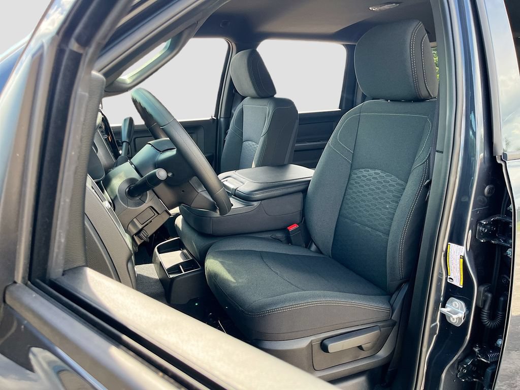 New 2026 RAM 3500 Tradesman AWD/4WD image 20